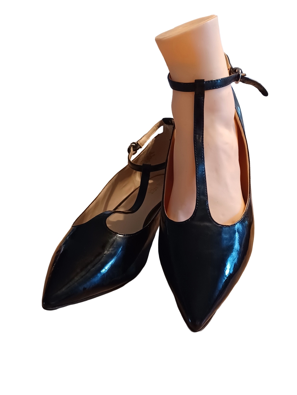 Nine West Black Patent T-Strap Pointed Flats